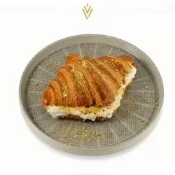 Gaymer & Honey Croissant