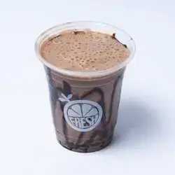 کۆکتێلی مۆزو شیر و شوکولاتەی بچووک