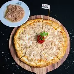 Fish And Cheese Pizza
