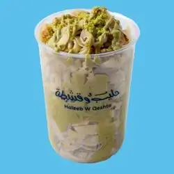 Pistachio Crepe Cup