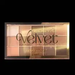 VELVET EYESHADOW