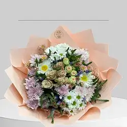 باقة روز ملونة