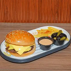 Beef Cheeseburger