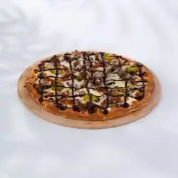 Grilled Beef Pizza
