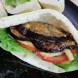 Mixed Falafel Sandwich 