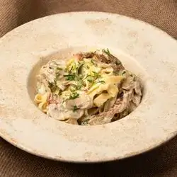 Fettuccine Chicken Alfredo
