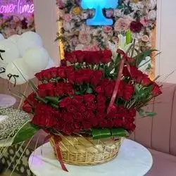 Box Red Flowers Vip