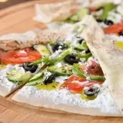 Labbneh With Vegetables