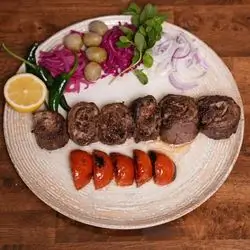 ڕۆڵ کەباب ماکسوس نای