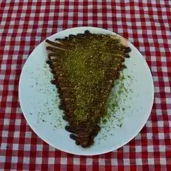 Pistachio Crepe