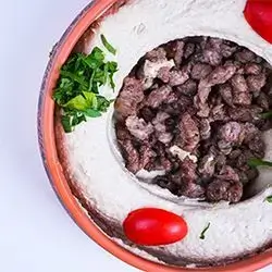 Hummus With Meat