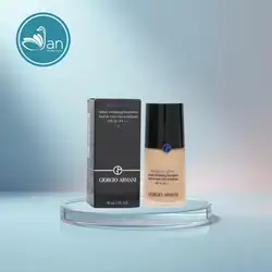 Giorgio Armani Designer Glow Radiant Revitalizing Foundation 1