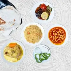 Boiled Chicken Breast With Bulgur