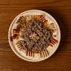 Hummus With Meat