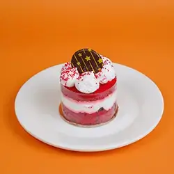 Red Velvet Cake With Cream