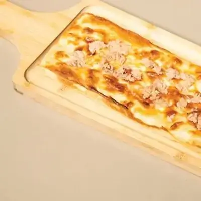 Tuna Pocket Pizza