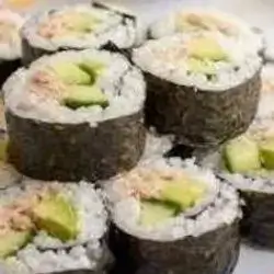 Tuna & Avocado Sushi