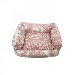 E135 – Christian Dior Pet Bed