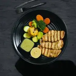 Pesto Chicken - 481 Calories