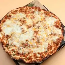 Lahmacun With Cheese