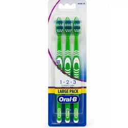 Oral-B - Classic Toothbrush Medium - 3 Pcs