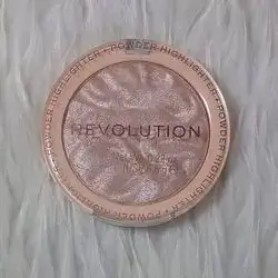Revolution Illuminating Powder-DARE TO DIVULGE