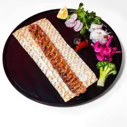 کەبابی کوبیدە - ١ شیش