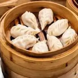 Steamed Vegetable Dumplings