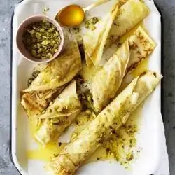 Pistachio Crepe