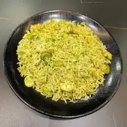 Rice With Broad Beans