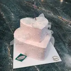 Heart shape cake 15 people