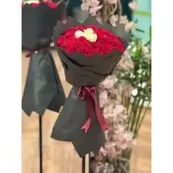 Red flowers bouquet