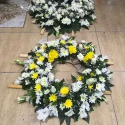 Stand Flowers-Yellow&White