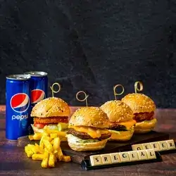 4 Sliders Beef And Crispy+ Fries+2 Pepsi