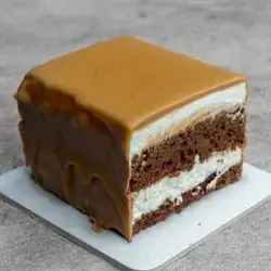 Lotus Cake 