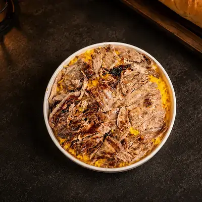 Meat Shawarma on Rice (Meat Shawarma Fatteh)