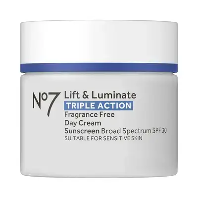 No7 Lift And Luminate Multiaction Day Cream