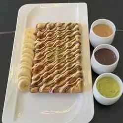 وافل سادة مع ٣ صلصات خاصة