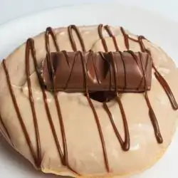 Kinder Bueno Donut 