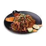 Chicken Noodles / Hot Chili Sauce And Sesame Sauce