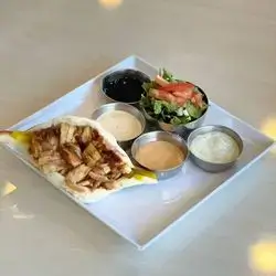 Chicken Sandwich In Hajaree Bun