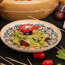 Pesto Spaghetti