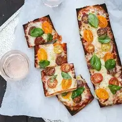 Vegetable Long Pizza