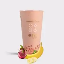 Banana And Dragon Fruit Milkshake