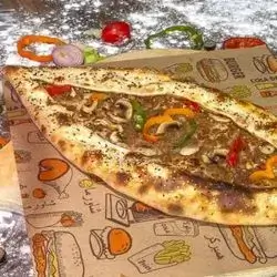 Meat, Eggs And Cheese Pida