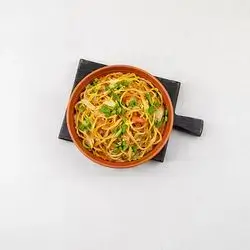 Vegetable Hakka Noodles