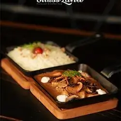 Chicken Stroganoff