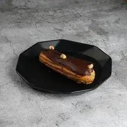 Eclaire Chocolate/ Vanilla