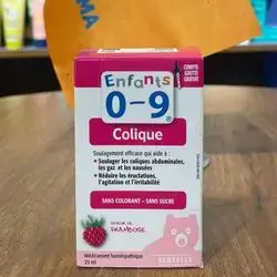 enfants 0-9 colic effective relief that helps : relive colic and gas pain , calm nausea , reduce burping , relieve agitation and irritability . dye free , sugar free raspberry flavor 25ml