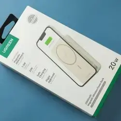 Ugreen Magnetic Wireless Power Bank (10,000mAh)